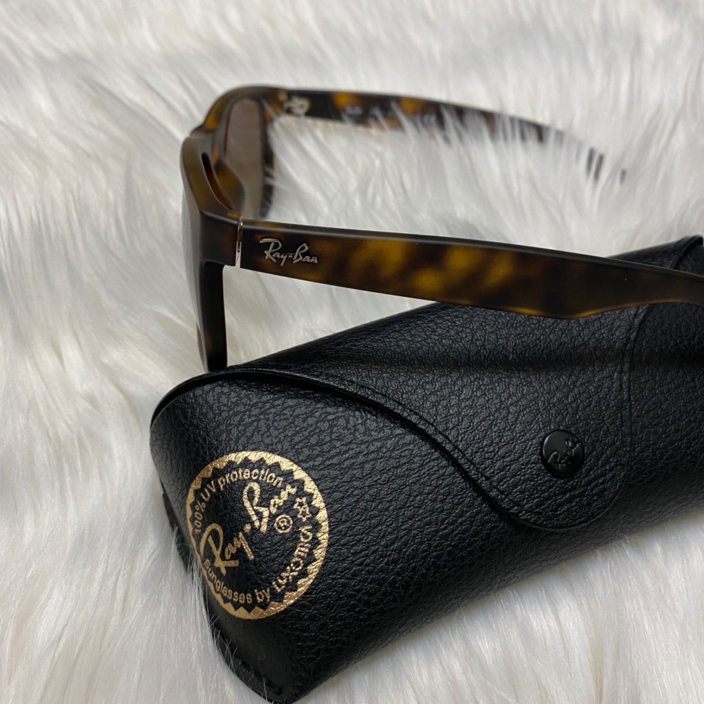 RayBan - Picture 3 of 5